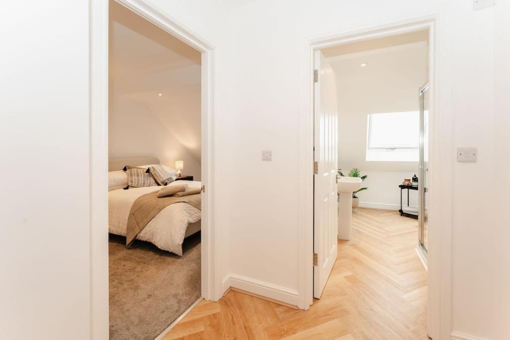 Boutique Apartment - Mazerystays Exley Екстер'єр фото