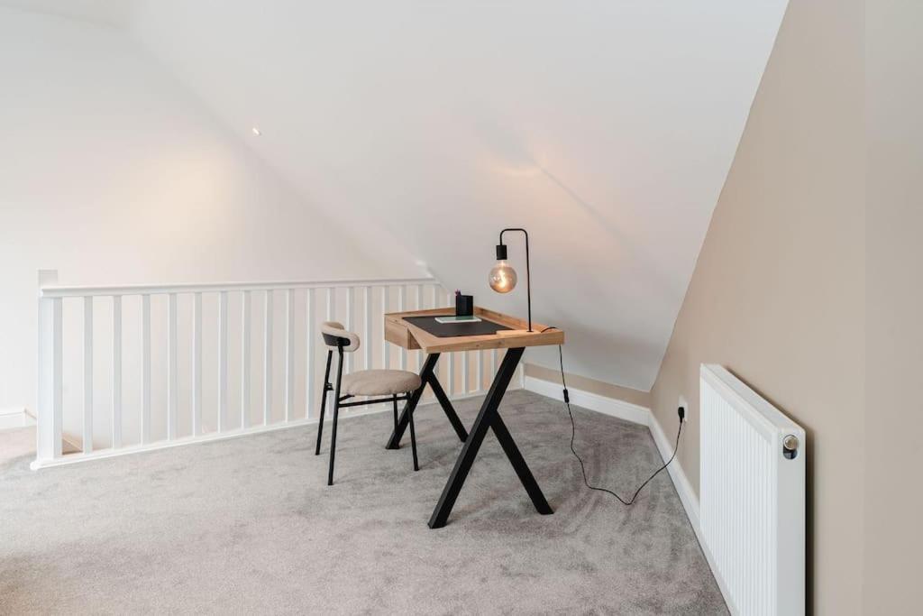 Boutique Apartment - Mazerystays Exley Екстер'єр фото